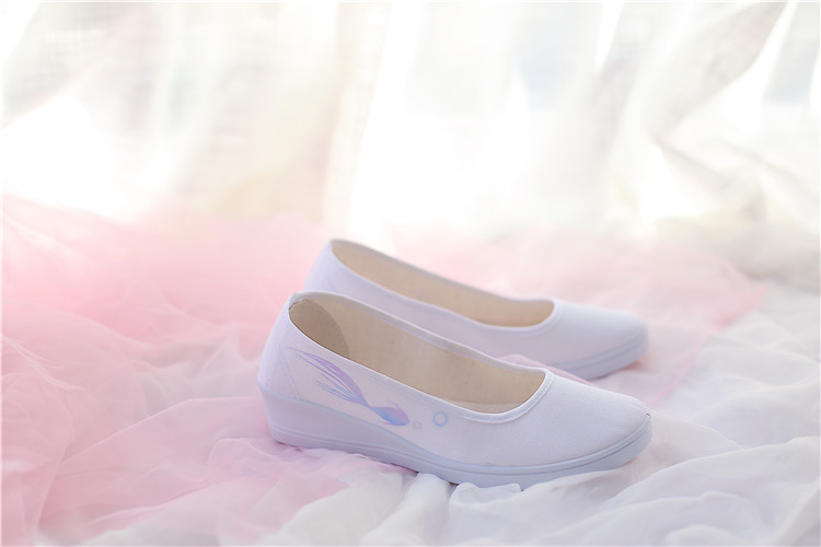 Vẽ tay cô gái cổ Hanfu giày vải dày đế nêm sườn xám tăng giày Trung Quốc sao gió cá mơ đôi giày nhỏ màu trắng