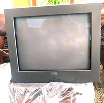 11-year-old professional flat-screen monitor old store 17-inch brand new undisassembled CRT monitor in stock Meige 777K