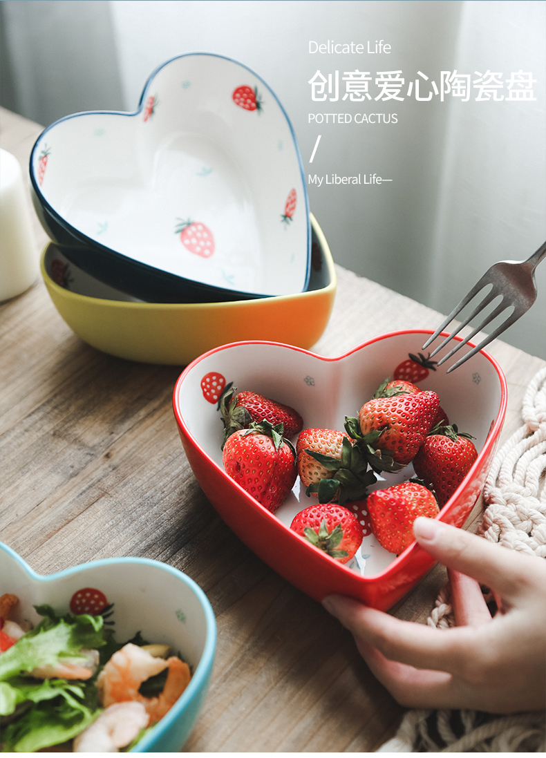 Move contracted creative hand - made ceramic strawberry girl heart lace to use pudding dessert fruit salad bowl bowl of northern Europe