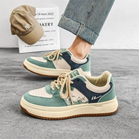 Светло-зеленый