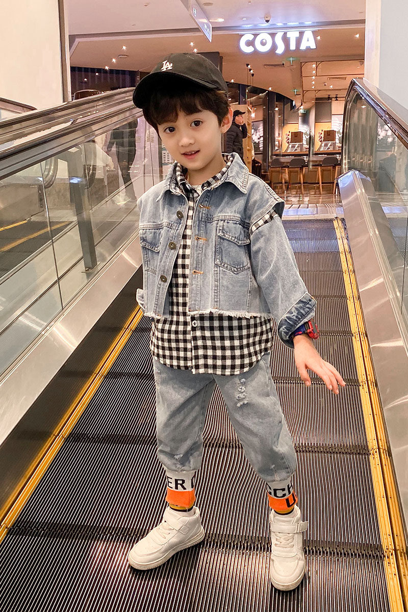 Children's clothing Boy suit Autumn handsome Korean version of children's denim three-piece set Baby foreign style trend spring and autumn suit