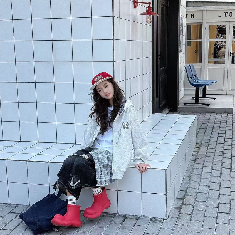 268765288 Spring Style Versatile Embroidered Pony Knitted Hooded Sweatshirt Jacket