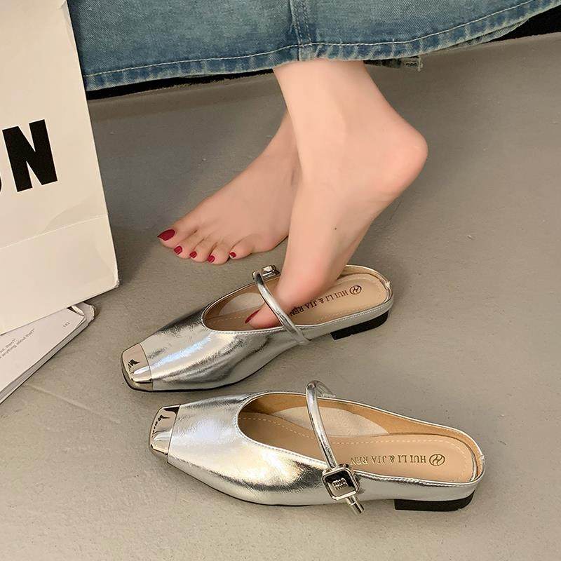 Silver Closed-Toe Mules for Women, Summer 2026 New French Style Shoes, Perfect for Pairing with Skirts, Stunning Sandals, Fashionable Footwear