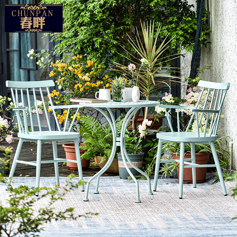 Spring garden tables and chairs antique rustic fresh wind outdoor tables and chairs combination of sun-resistant outdoor courtyard tables and chairs