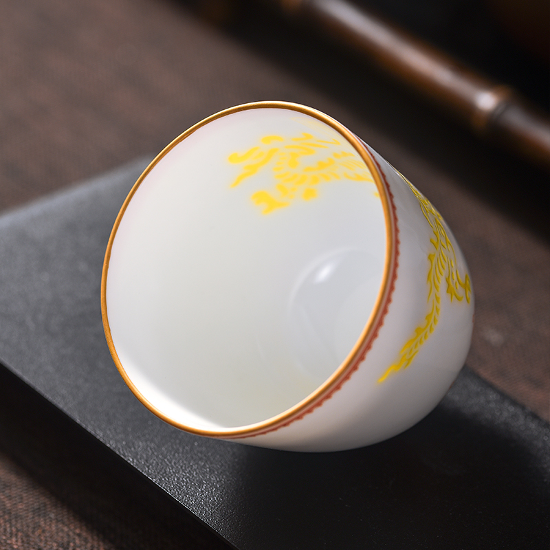 Jingdezhen flagship store ceramic color and exquisite longfeng couples to a single cup of kung fu tea cups of tea cups of a wedding gift