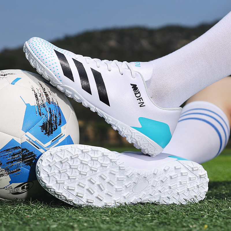 Chrome Anta Yan C Ronaldo football shoes Messi adult men and women mandarin ducks with Falcon students children's spikes AG broken T