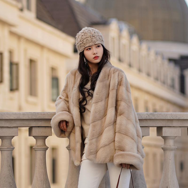 Imported Velvet Mink Coat for Women, Full Mink Mid-Length V-Neck with Diagonal Sleeves, Mink Fur Coat, Young Style
