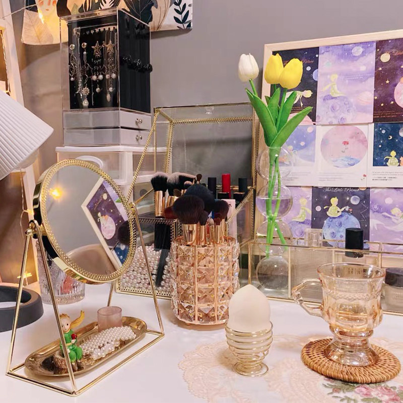 Netred in Maiden Mirror Mirror Desktop Rotating Round Mirror Dormitory Portable Combiner