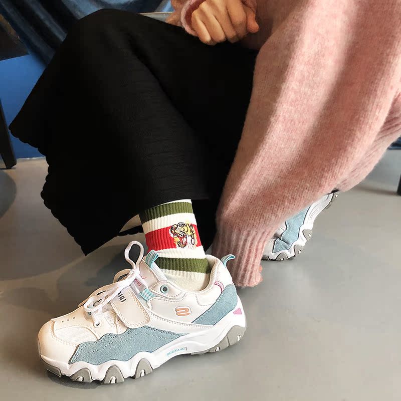 Small panda shoes and Korean magic plate of casual shoes in the locks of the locks running shoes