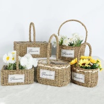 Straw hand-held flower basket rattan bamboo hand-woven flower pot flower arrangement egg small basket flower girl souvenir basket