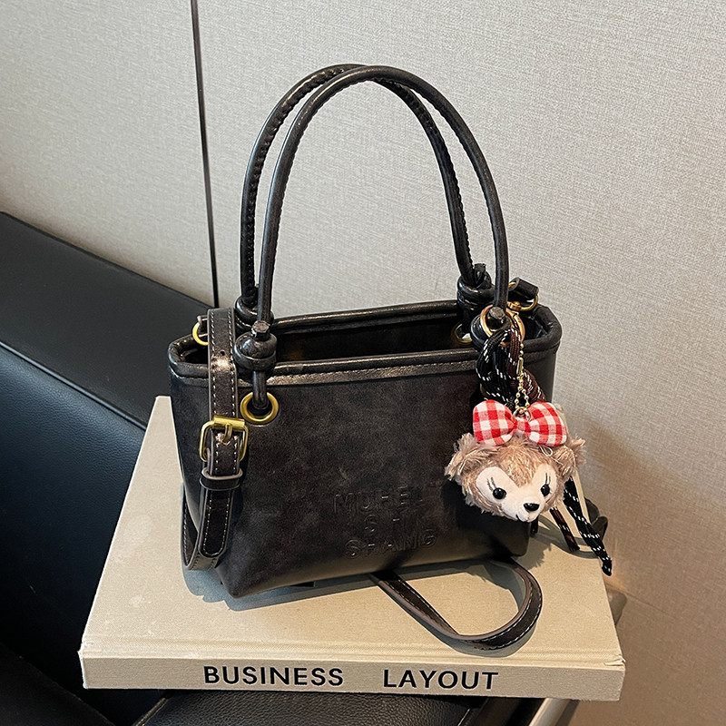 Universal handheld one-shoulder bag, high-quality style