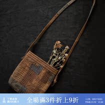 Unfinished multi-color persimmon dyed patchwork heavy industry Thorn embroidered cross bag retro famous family style small bag female shoulder strap adjustable
