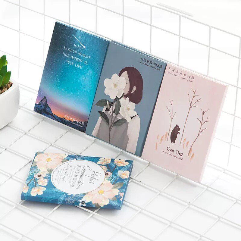 Flowers and girls linen oil-absorbing paper face blue film oil-absorbing paper oil-control random pattern a pack of 50 pieces