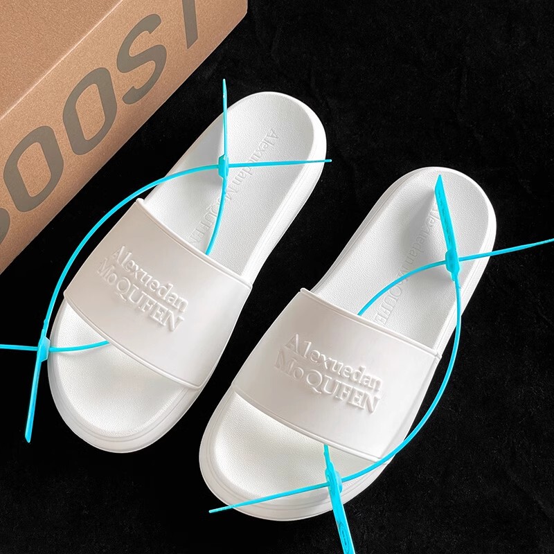 Official Genuine Mcqueen Slippers for Men and Women, 2026 New Model, Summer Outdoor Wear, Super Soft, Non-Slip, Odor-Resistant Slide Sandals