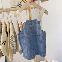 Spring and autumn girls denim strap skirt childrens new female baby Korean version of the fashion foreign style baby skirt
