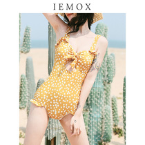 Off-code clearance D 2021 new wave dot lace one-piece conservative hot spring swimsuit female girl swimsuit does not return or change