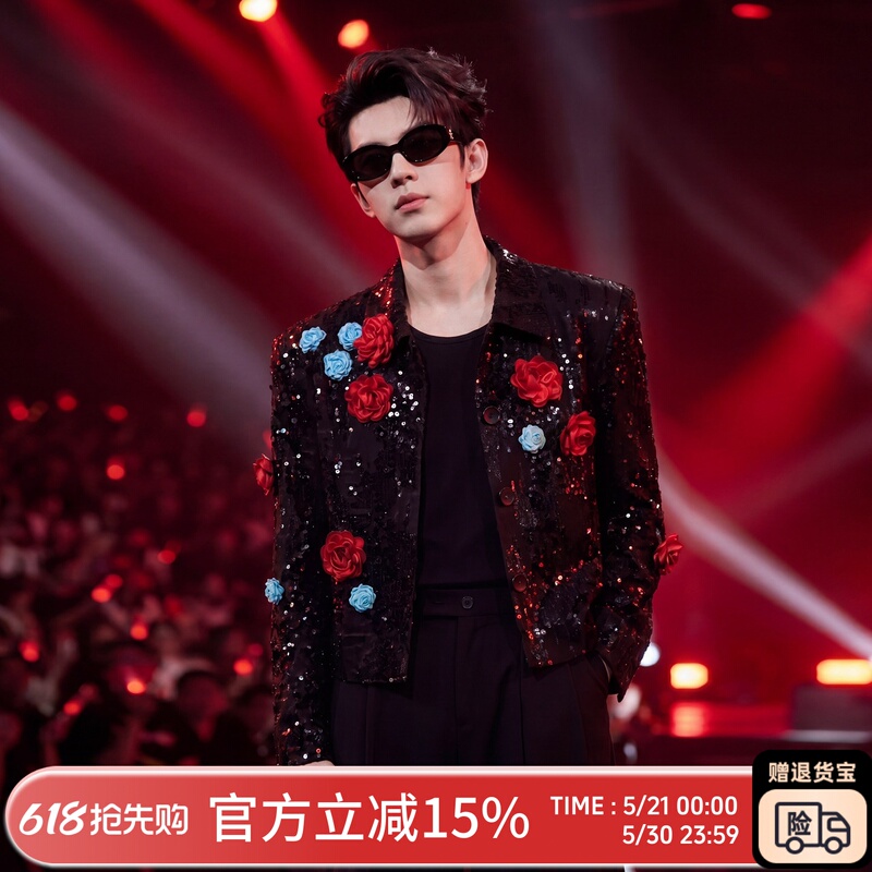 Sen Zhi Light Luxury Style Black Short Jacket for Men, Niche Sequin Three-Dimensional Flower Design Stage Performance Coat