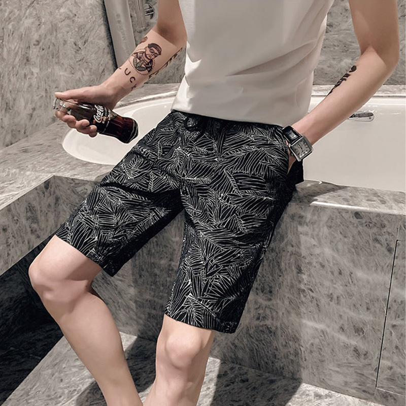 Summer net red guy five-point pants men's ins tide brand personality fashion flower pants trend loose social people shorts
