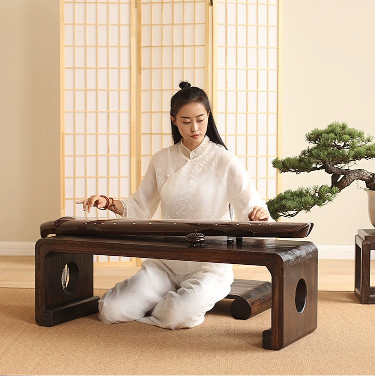 Gỗ rắn guqin bàn ghế đẩu / đốt paulownia cổ cộng hưởng bàn đàn piano phân đàn bàn trà guzheng phong cách Trung Quốc bàn thư pháp - Bàn