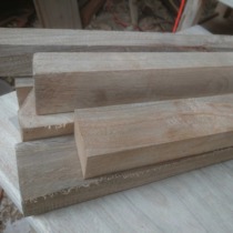 Customized camphor wood natural solid wood planks wood blocks wood squares wood carving materials various specifications of wood strips