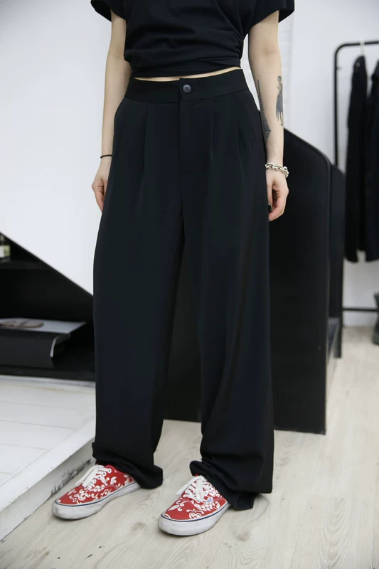 Meiya Fuzzykon black brand Chic and trousers