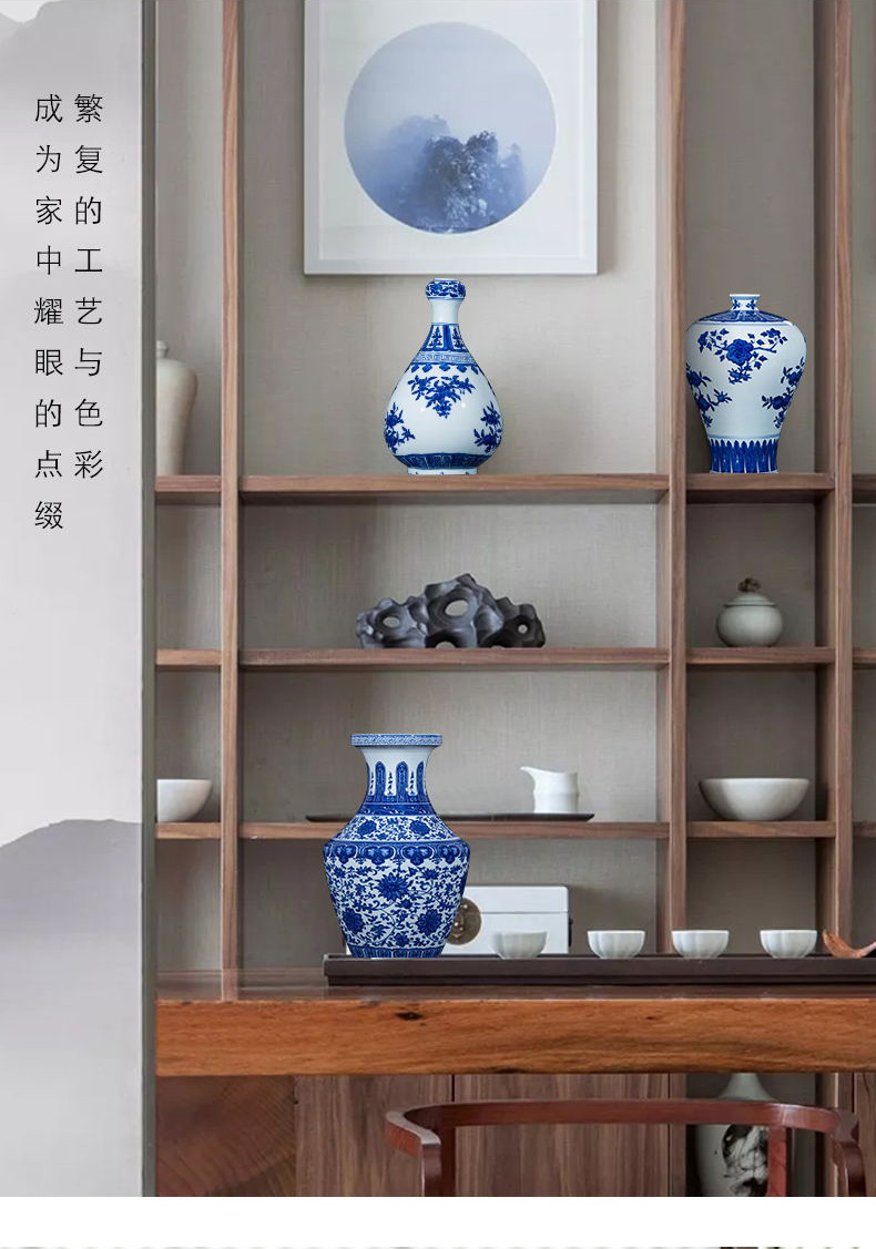 Jia lage jingdezhen blue and white porcelain ceramics hand - made the sitting room of Chinese style household decorations crafts are arranging flowers