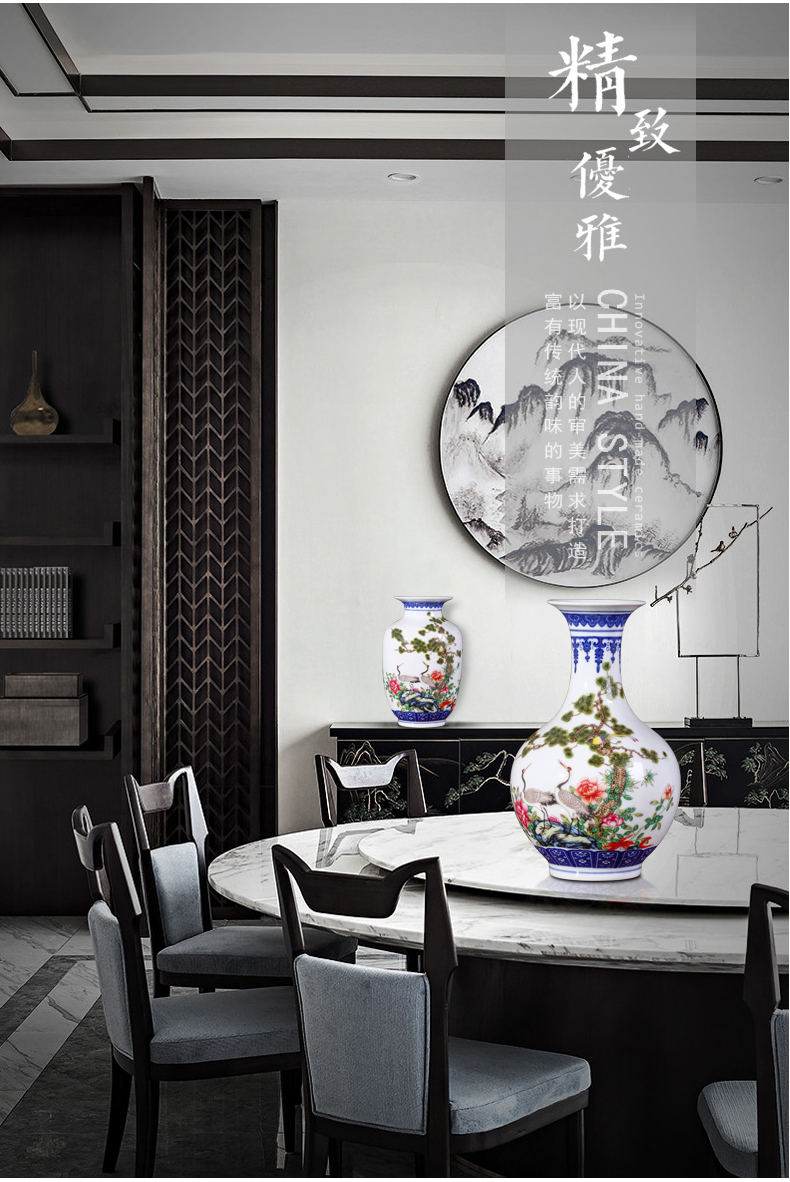 The Bucket color blue and white porcelain porcelain vase of jingdezhen ceramics sitting room rich ancient frame household vase decoration furnishing articles