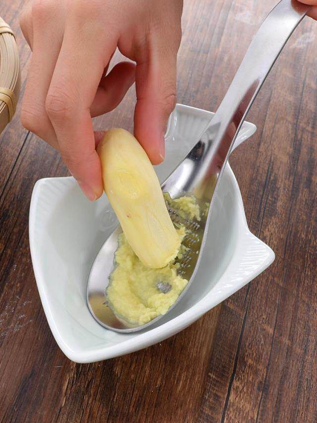 Press Garlic Thicken Mashed Potato Mashed Potatoes Roperin garlic Stainless Steel Mill Ginger HAND RING FRUIT CLAY CEMENT BOARD SPOON GINGER