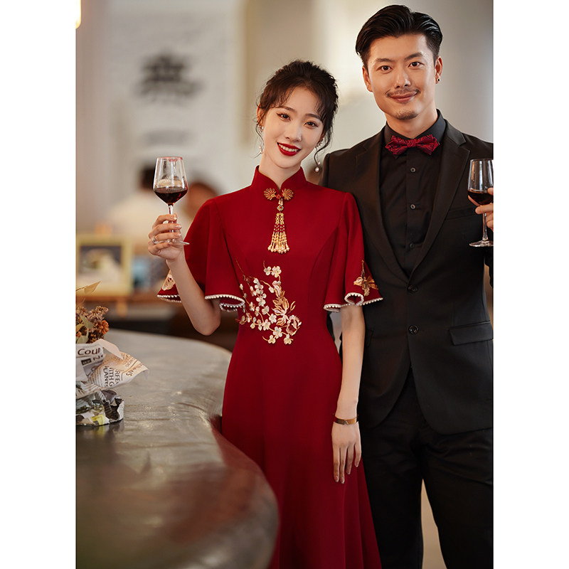 Cheongsam toast bride 2021 new autumn slim Chinese long wedding dress dress female wine red spring and autumn