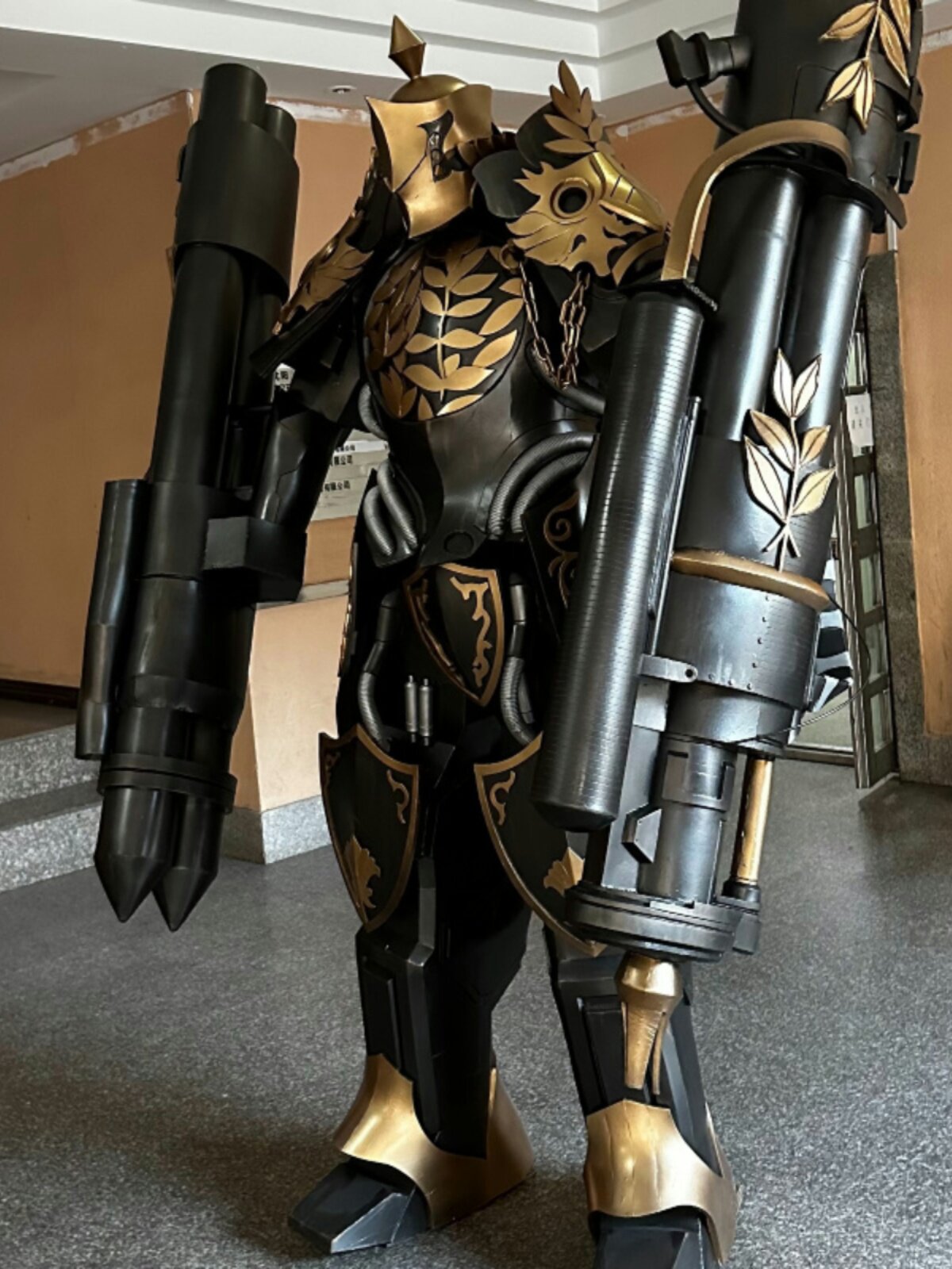 明日方舟最后的蒸汽骑士cos机甲,值不值得冲?_COSPLAY配件_淘宝游戏网