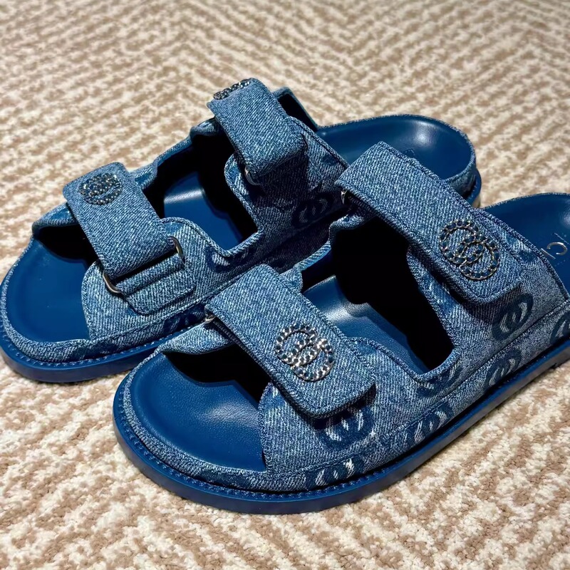 2025 Summer New Model Genuine Leather Flat Fashion Blue Denim Velcro Sandals Versatile Chanel-Style Slippers