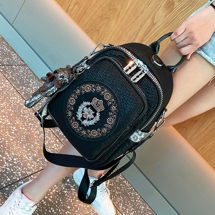 Genuine Leather Backpack for Women 2026 New Korean Style Personalized Fashion Sequin Backpack Large Capacity Versatile Student School Bag Trendy