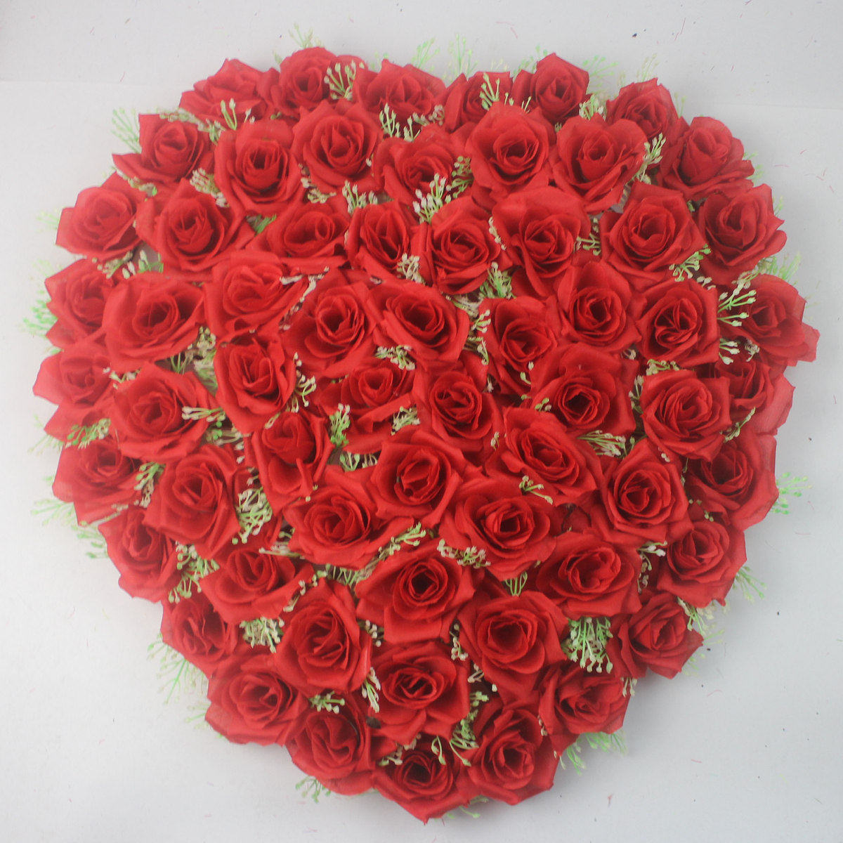 Heart-shaped simulation rose flower disc flower cluster embellished with baby's breath peach heart rose silk flower decoration wedding car flower ball