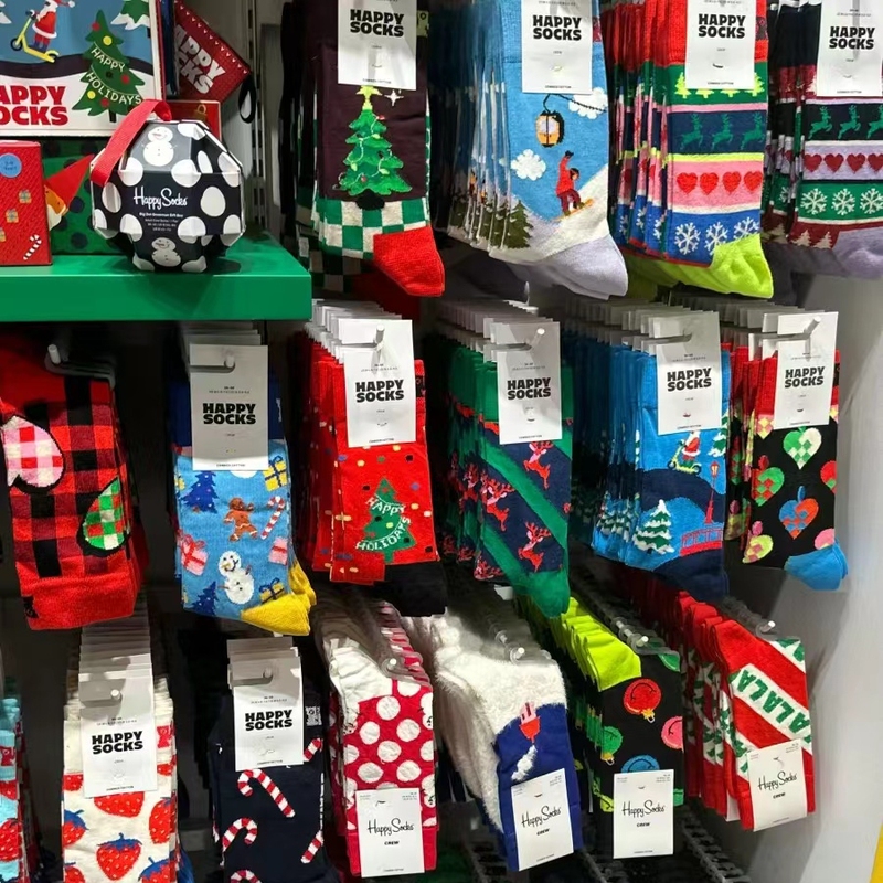 Christmas-Themed Happy Socks for Women, Santa Claus, Gingerbread Man, Fashionable and Unique ins Mid-Calf Socks for Men and Women