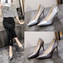 Silver net red high heels 2020 spring and autumn new French girl pointed professional fine heel wild sexy wedding shoes