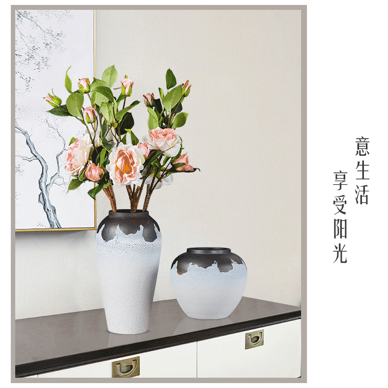 Jingdezhen ceramic vases, small pure and fresh and I household living room TV cabinet furnishing articles furnishing articles wine porch decoration