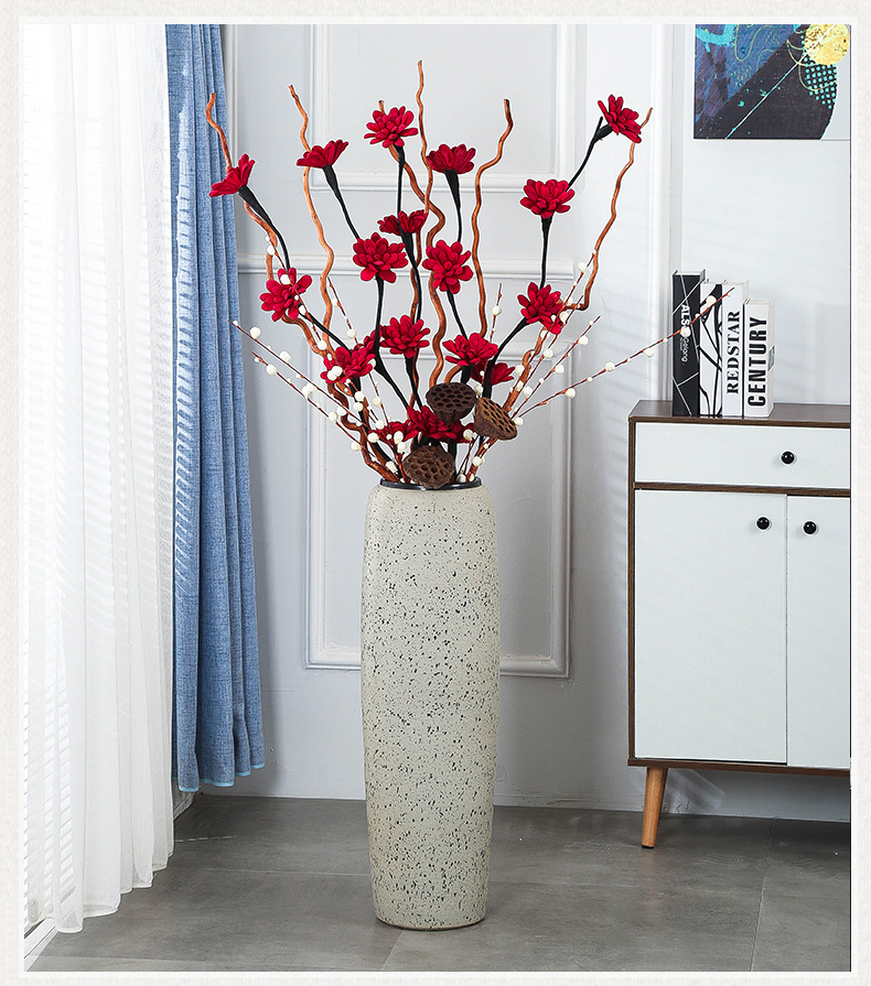 Landing a large ceramic vases, dried flower adornment place to live in the sitting room porch I and contracted Europe type creative flower arrangement