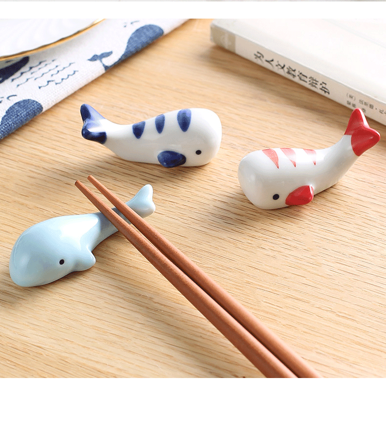 MOE is lovely animal cartoon Japanese chopsticks chopsticks pillow home ideas put spoons chopsticks rack shelf ceramics