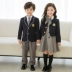 Tùy chỉnh độc quyền 2019 đồng phục trường tiểu học mẫu giáo phù hợp với quần áo ba lớp mùa thu và mùa đông cho trẻ em - Đồng phục trường học / tùy chỉnh thực hiện Đồng phục trường học / tùy chỉnh thực hiện