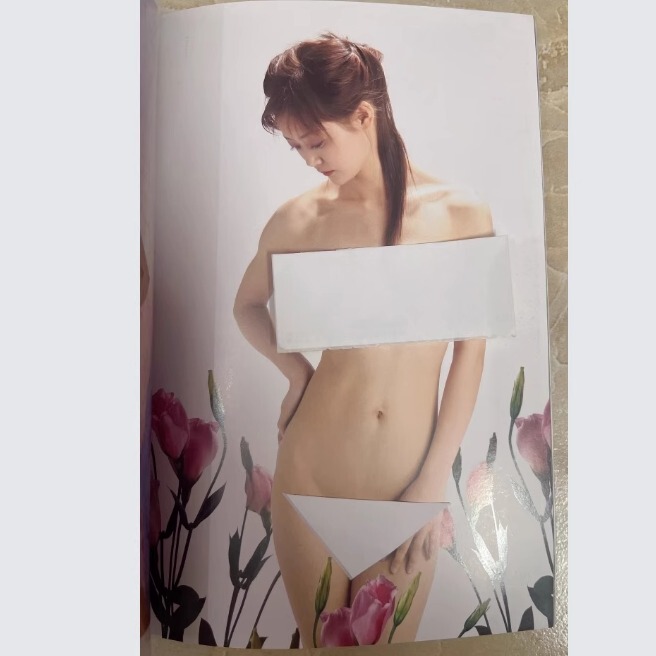 New Oriental Faces: Human Art Photography, Real Model Photos, Beauty Color Photos, 32 Pages, 126 Pages, Xiling Printing Society Publishing House, High-Definition Photography, Photo Album, People and Nature, Brand New Authentic Edition, Copperplate Paper