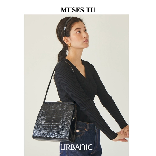 Сумка подмышку, сумка на одно плечо, крокодиловый принт, из натуральной кожи