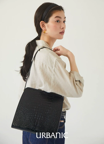 Сумка подмышку, сумка на одно плечо, крокодиловый принт, из натуральной кожи