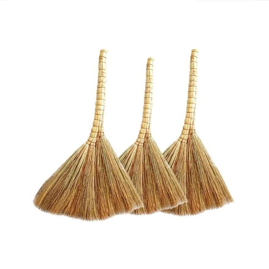 Handmade large manufacturers home road durable single cleaning golden grass strong size old-fashioned broom big head