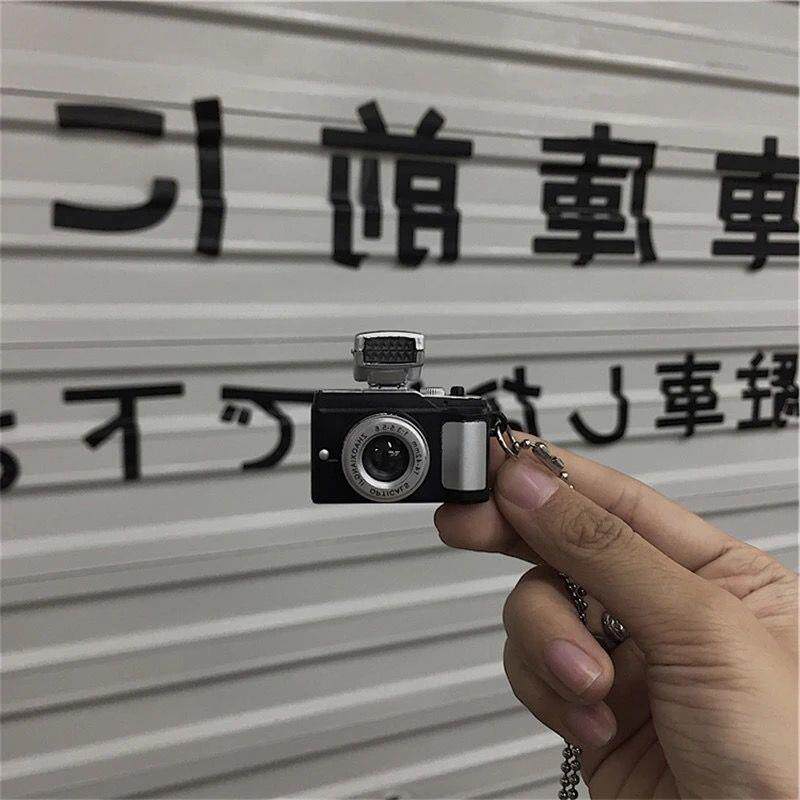 Детский фотоаппарат 抖音网红发光发声迷你小照相机挂件可拍照项链校园女学生儿童玩具