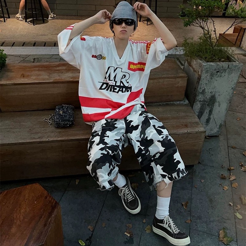 American High Street Coated Glitter Broken Raw Edge Silhouette Black and White Camouflage Workwear Multi-Flap Pocket Pants Three-Quarter Shorts