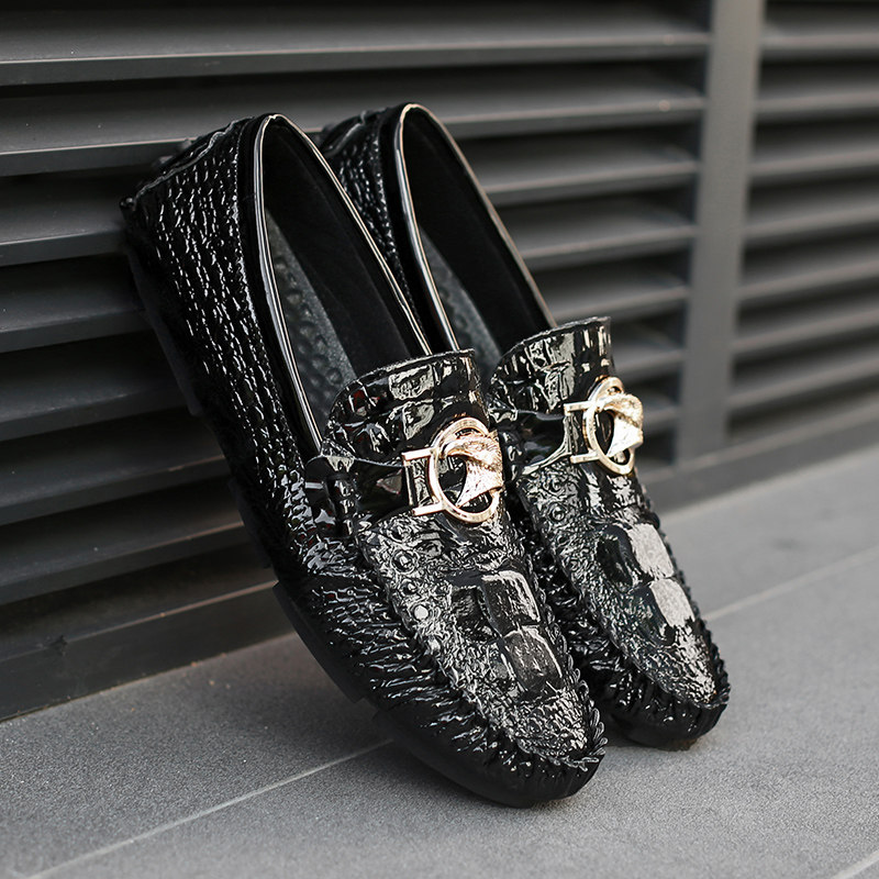 Bean shoes Men's shoes 2022 New summer One foot pedal genuine leather Inron trend Crocodile line casual leather shoes men