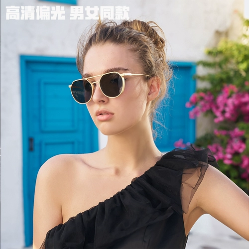Солнцезащитные очки для мужчин и женщин такую ​​же ретро-рамный кадр, приводящие специальные ультрафиолетные ультрафиолетовые лучи и большое лицо HD Anti-Strong Light New Model