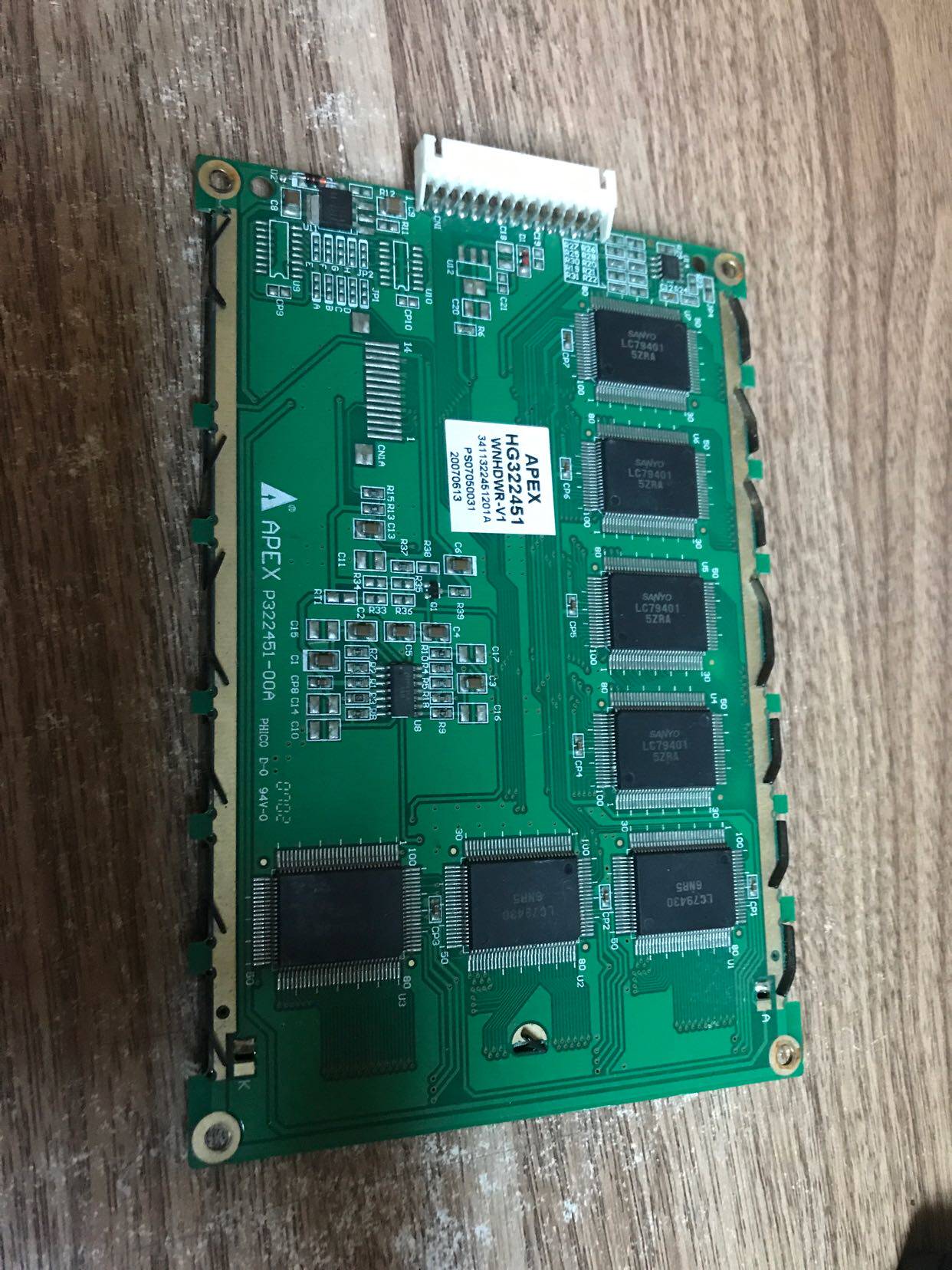 Original spot APEX HG322451WNHDWR-V1