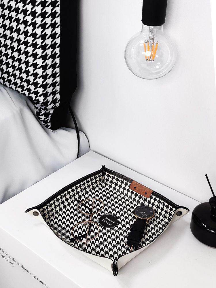 Door entryway put key storage box leather tray Nordic ins desktop cosmetics coffee table remote control storage