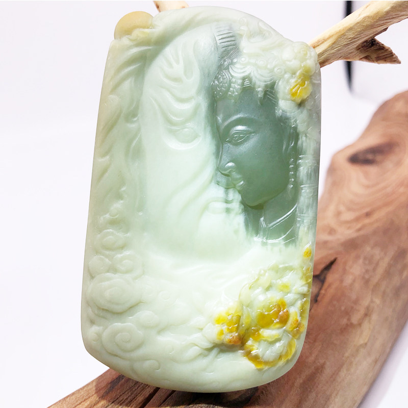 Jiangshan beauty analyzes wood jade broken forest river mill brand Guanyin master craftsman Hetian seed material pendant Xiuyanren